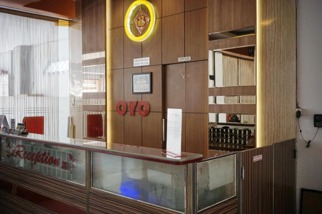 Oyo 2291 Hotel Bahagia Makassar Exterior photo