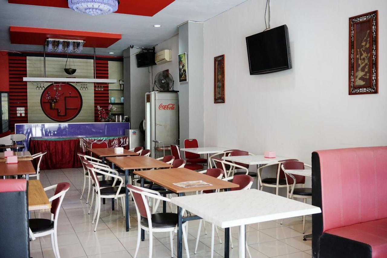 Oyo 2291 Hotel Bahagia Makassar Exterior photo